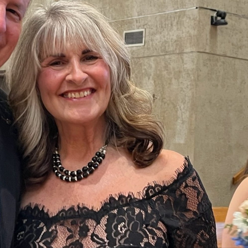 Meet your Posher, Carla